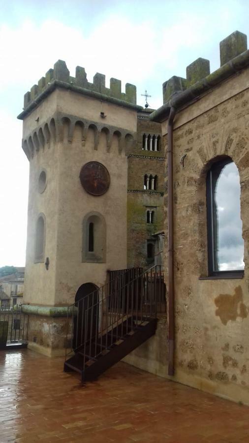 Alloggio Turistico Сутри Екстериор снимка