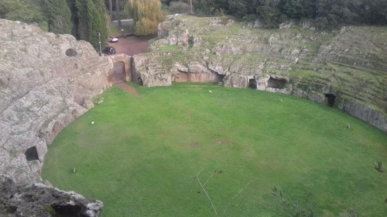 Alloggio Turistico Сутри Екстериор снимка